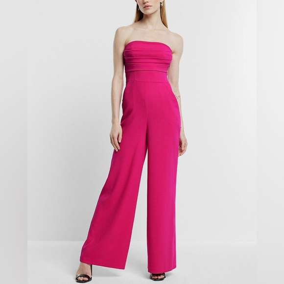NWT Women’s Hot Pink Express Strapless Ruffle Front Wide...